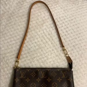 💝 Louis Vuitton shoulder Strap Only💝